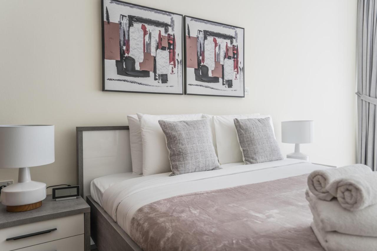 Higuests - Luxury Apartment In The Iconic Park Towers Dubai Buitenkant foto